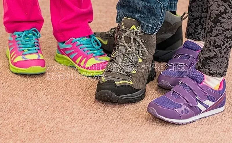 8868体育app下载安装最新版宇信科技2024 年不可错过的平底女童鞋：引领
潮流的时尚必备