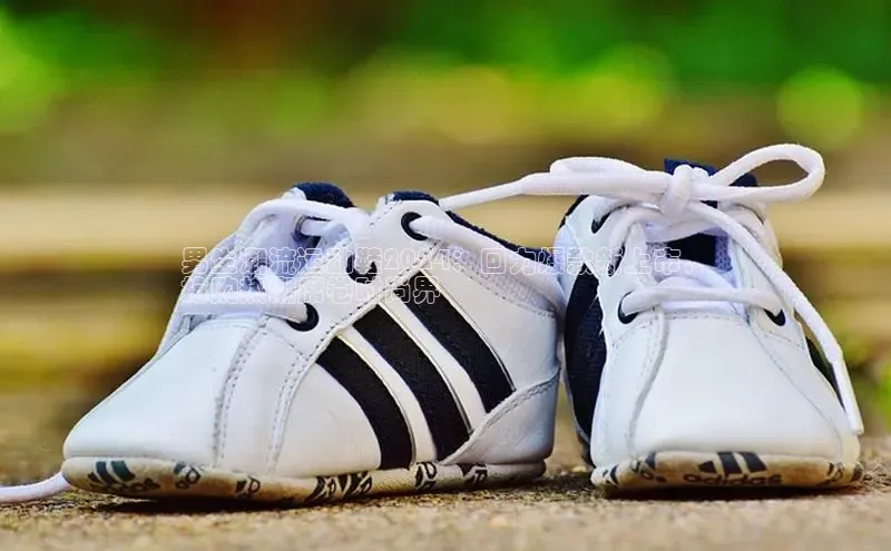 8868体育app下载安装最新版宇信科技男生潮流运动鞋2024：回力爆款新上市，
抢购热潮席卷时尚界