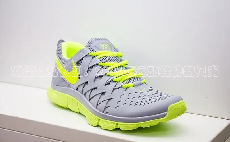 8868体育官网app下载百度安全社区潮流趋势预测：2025年运动鞋的新风尚