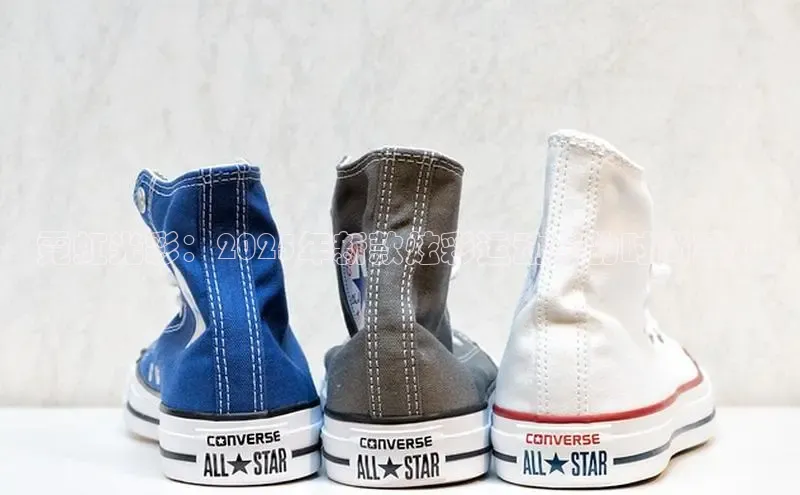 霓虹光彩：2025年新款炫彩运动鞋的时尚革命